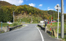 吉田橋と国道13号線の交差の写真