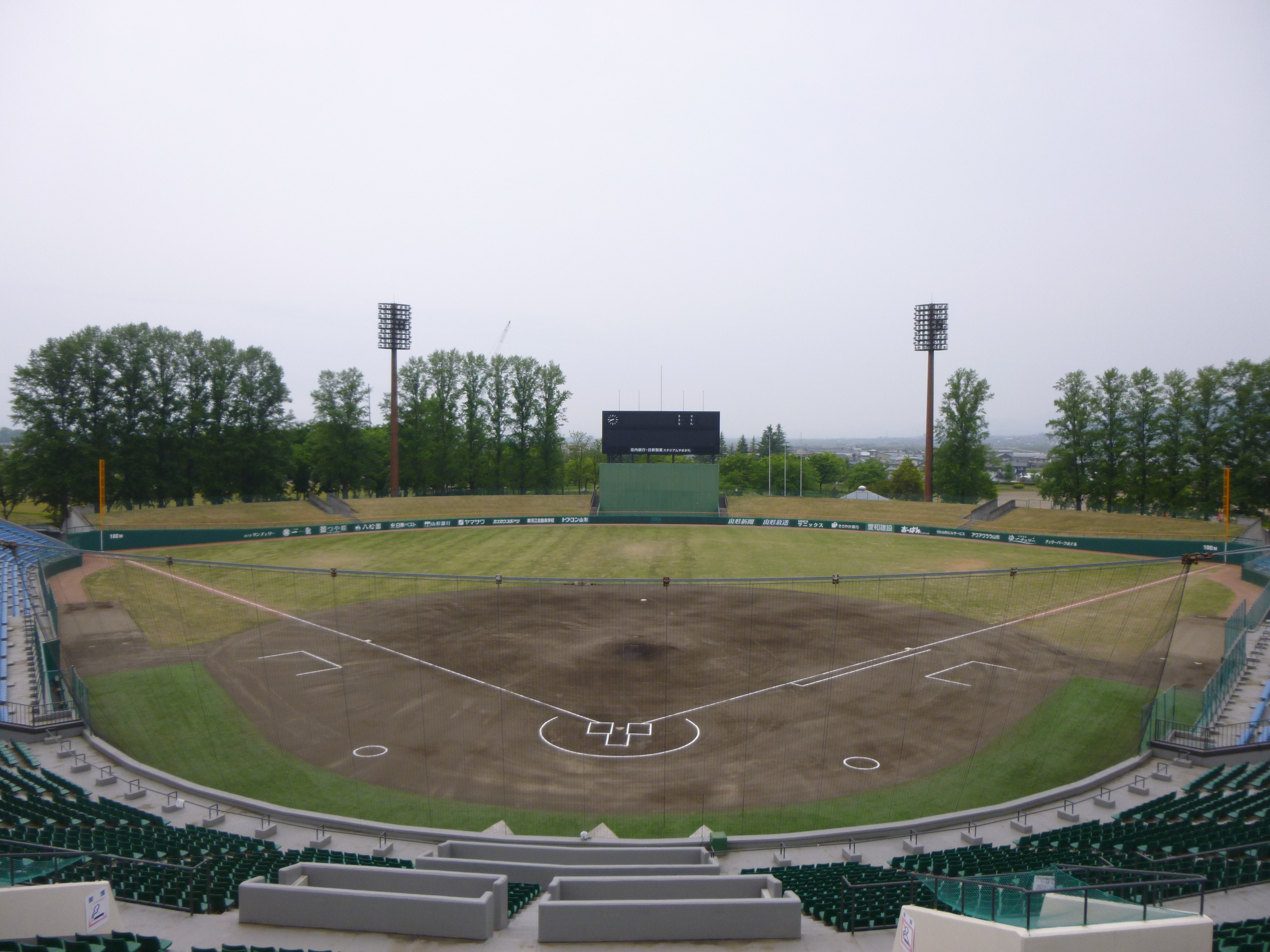 中山公園野球場写真2